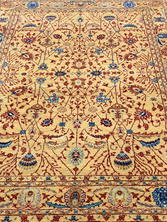 Selra Hand-Knotted Wool & Bamboo Silk Rug - Sand