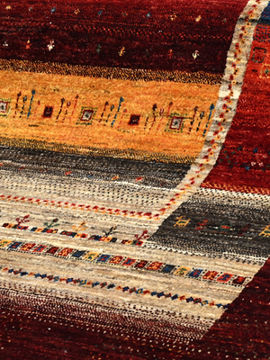Davan Hand-Knotted Wool Rug – Multi
