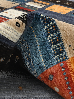 Mavan Hand-Knotted Wool Rug – Midnight Blue