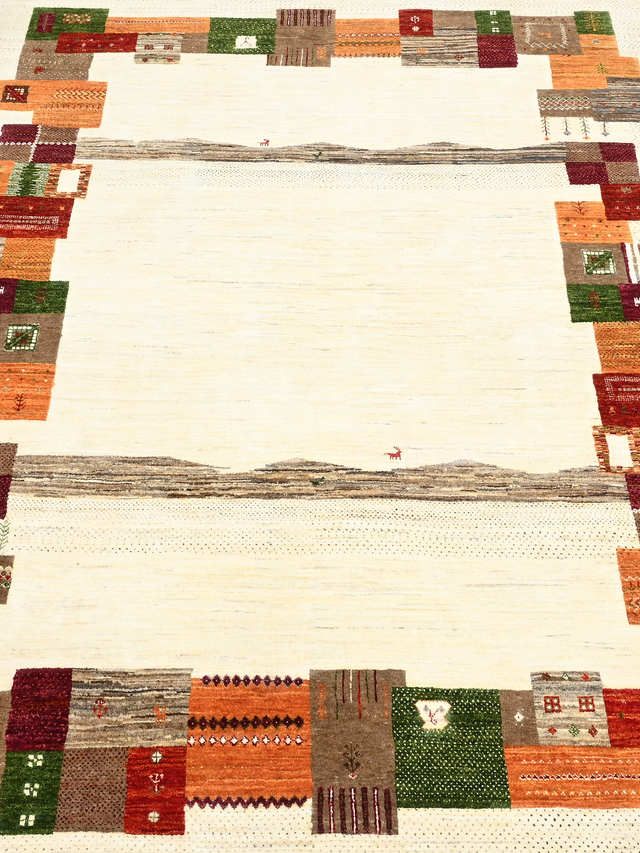 Zoran Hand-Knotted Wool Rug – Off-White