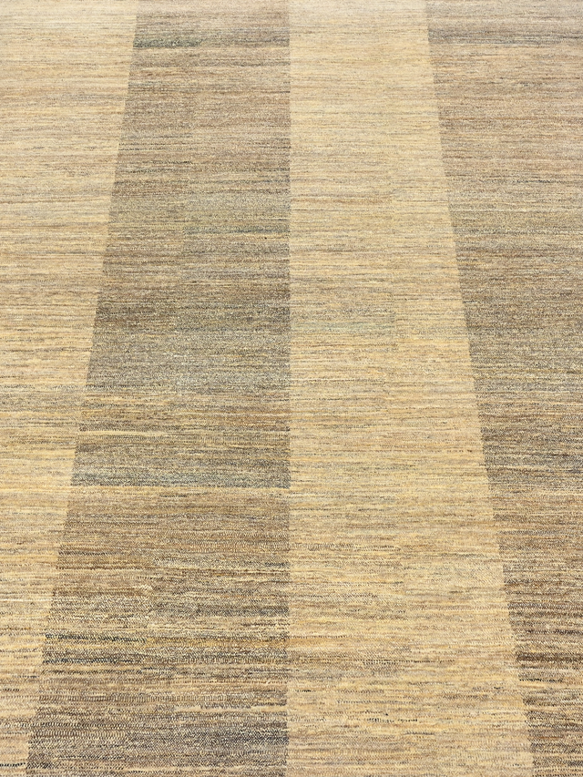 Tavren Hand-Knotted Wool Rug