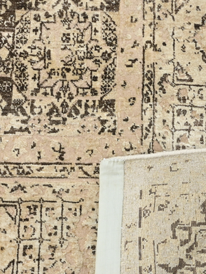 Vaan Wool & Bamboo Silk Hand-Knotted Rug - Brown