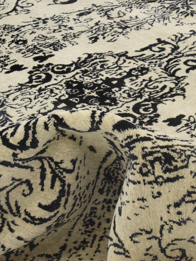 Nivra Hand-knotted Wool & Bamboo Silk Rug