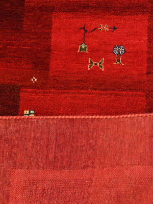 Varan Hand-Knotted Wool Rug – Red