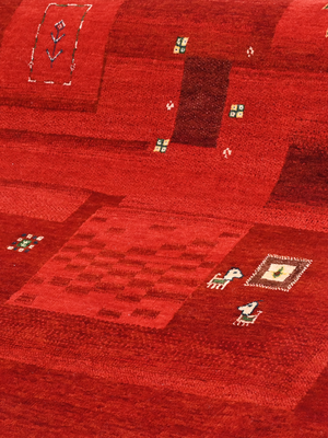 Varan Hand-Knotted Wool Rug – Red
