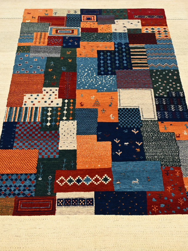 Golan Hand-Knotted Wool Rug – Multi