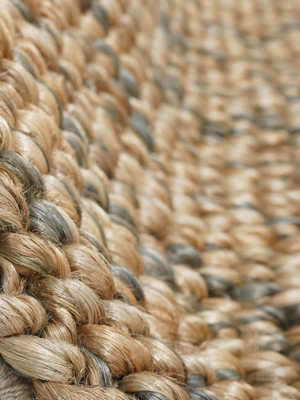 Dori Hand-woven Jute Rug - Grey