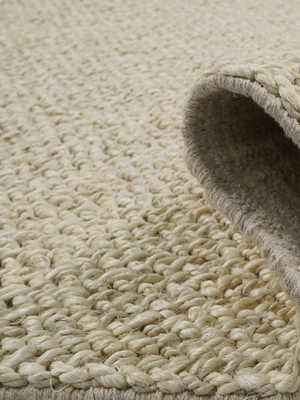 Cayo Hand-woven Jute Rug - Ivory