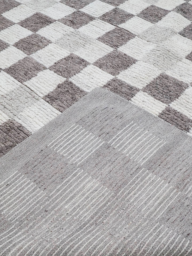 Keston Hand-knotted Wool Rug - Grey