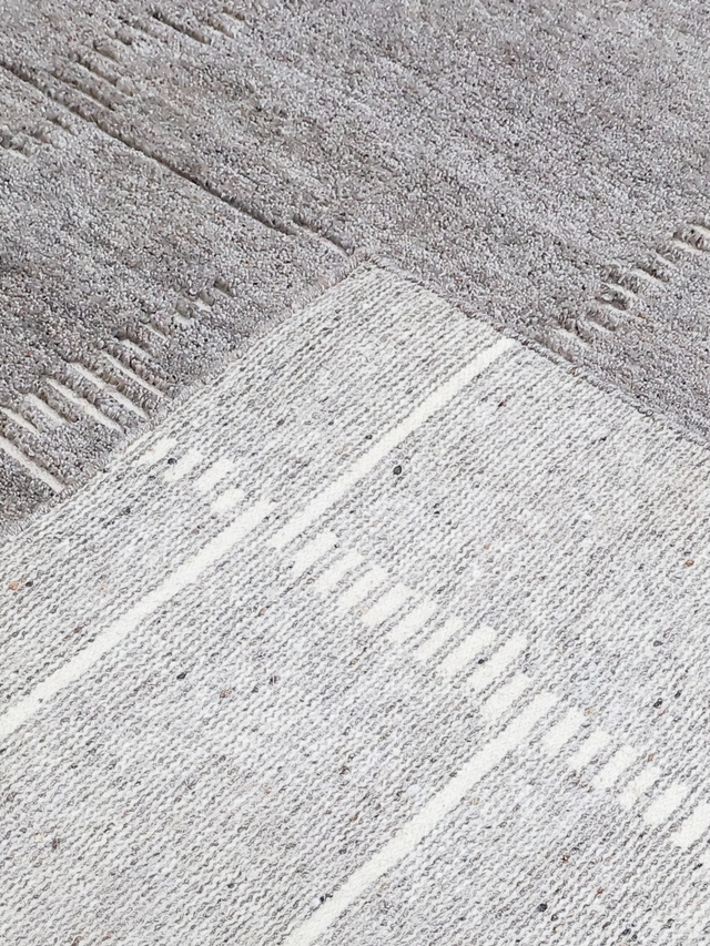 Velar Hand-knotted Wool Rug - Grey Melange