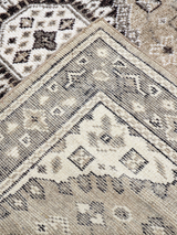 Dara Hand-knotted Wool Rug - Beige
