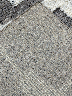Neve Hand-knotted Wool Abstract Rug - Beige