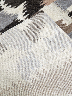 Aldis Hand-knotted Wool Abstract Rug - Beige