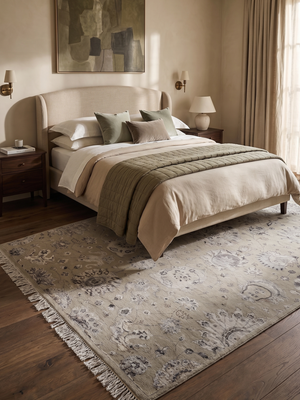 Romo Wool & Bamboo Silk Hand-knotted Persian Rug - Beige