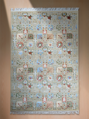 Subo Wool & Bamboo Silk Hand-knotted Persian Rug - Grey