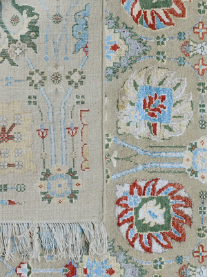 Subo Wool & Bamboo Silk Hand-knotted Persian Rug - Grey