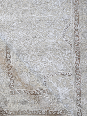 Kalara Hand-knotted New Zealand Wool Persian Rug - Beige