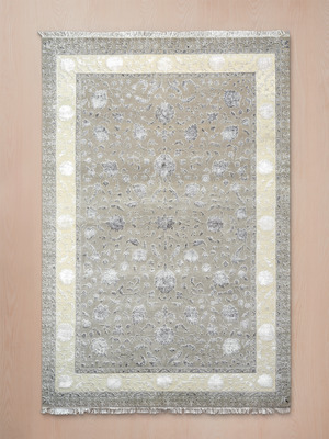 Carev Hand-knotted New Zealand Wool Persian Rug - Sand