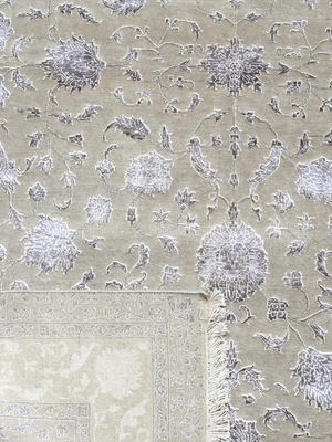 Carev Hand-knotted New Zealand Wool Persian Rug - Sand