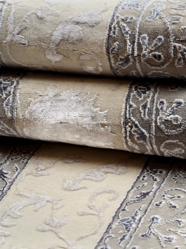 Carev Hand-knotted New Zealand Wool Rug - Sand