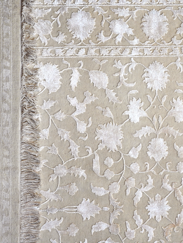 Soren Hand-knotted New Zealand Wool Persian Rug - Cream