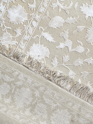 Soren Hand-knotted New Zealand Wool Persian Rug - Cream