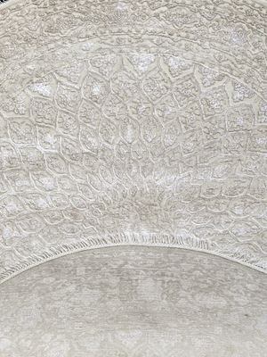 Seran Hand-knotted New Zealand Wool Round Persian Rug - Cream