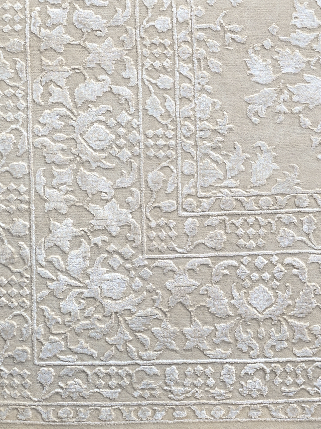 Davan Hand-knotted New Zealand Wool Persian Rug - Cream