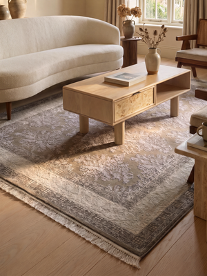 Carev Hand-knotted Wool Persian Rug - Grey