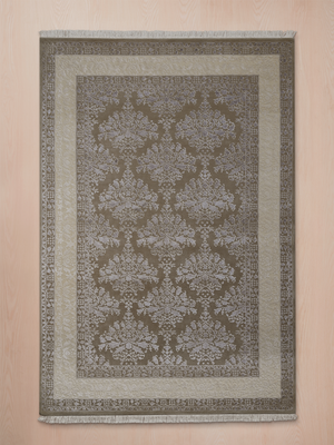 Carev Hand-knotted Wool Persian Rug - Grey