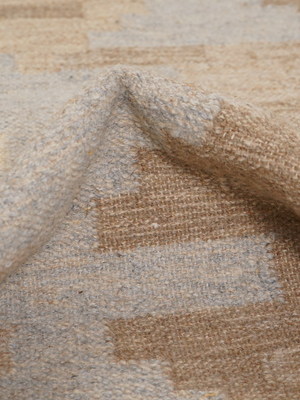 Daven Hand-Woven Wool Kilim Rug - Sand
