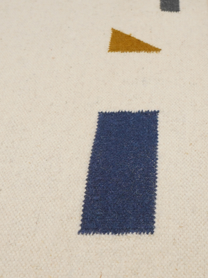 Carell Hand-Woven Wool Kilim Rug - Off White