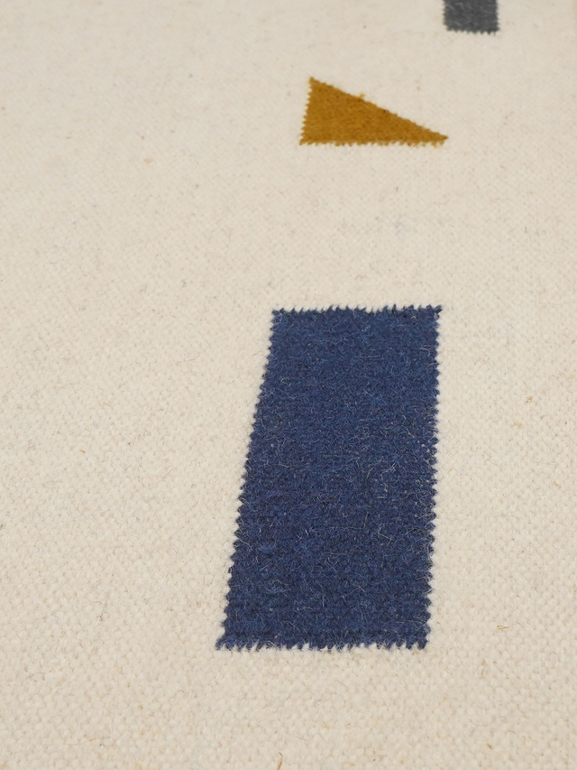Carell Hand-Woven Wool Kilim Rug - Off White