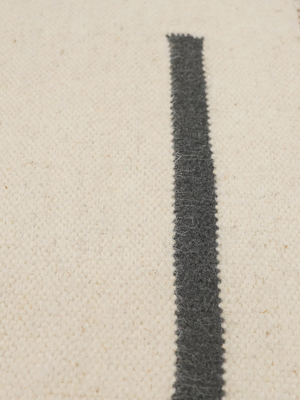 Carell Hand-Woven Wool Kilim Rug - Off White