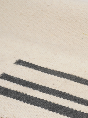 Carell Hand-Woven Wool Kilim Rug - Off White
