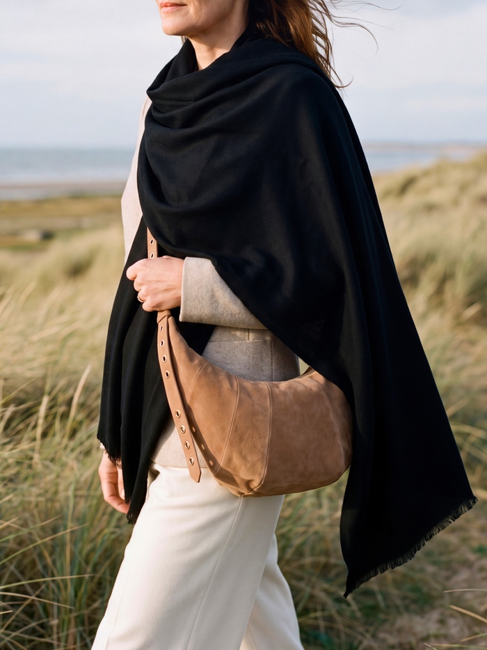 Chaukor Cashmere Wool Scarf - Black