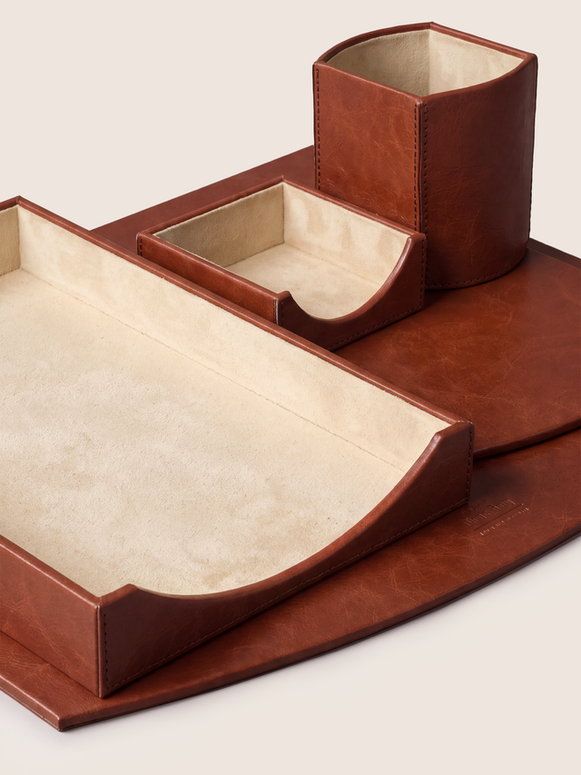 Quill Waxy Leather Desktop Set - Cognac