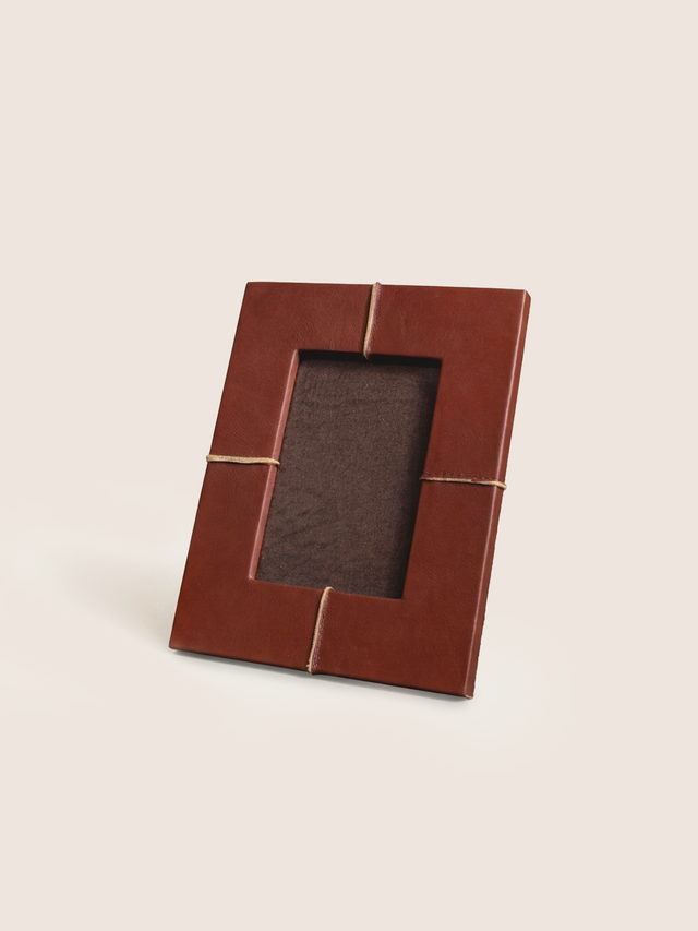 Pulcher Waxy Leather Photo Frame - Burgundy