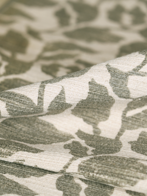 Livia Floral Table Runner