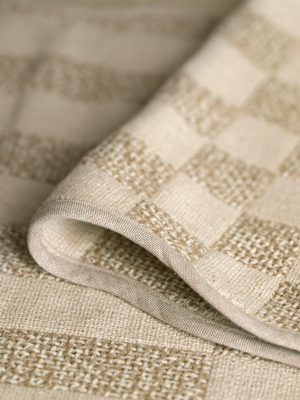 Celina Dobby Table Runner
