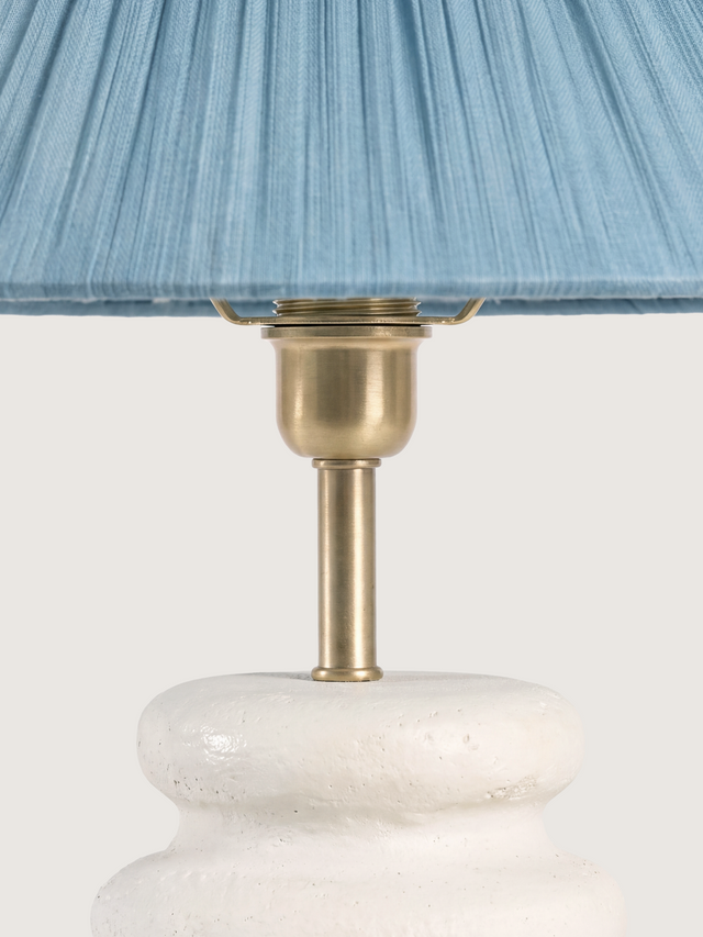 Luisa Raffia Lampshade with Sora Paper Mache Base