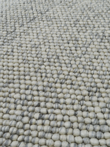 Zoya Hand-woven Wool Rug