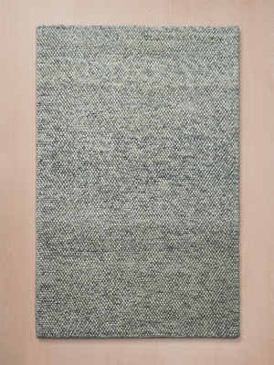 Zoya Hand-woven Wool Floral Rug - Grey