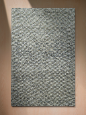 Zoya Hand-woven Wool Floral Rug - Grey