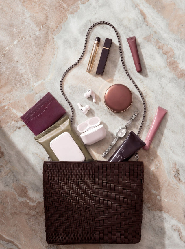 Baker Woven Leather Pochette - Walnut