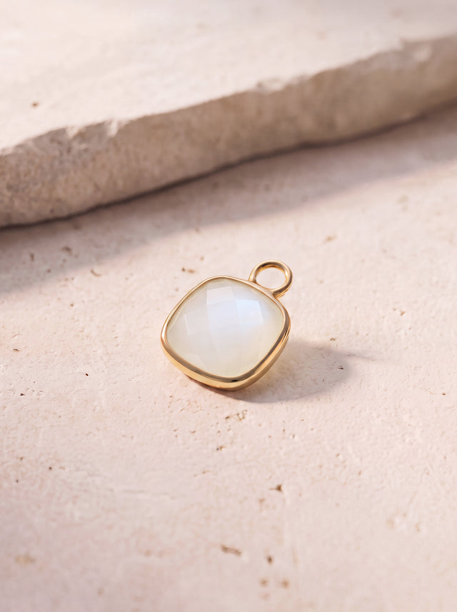 Luma Rainbow Moonstone Pendant - 18k Gold Vermeil