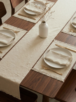 Rivello European Linen Fringe Table Linen Set