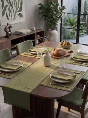 Cevill European Linen Fringe Table Linen Set
