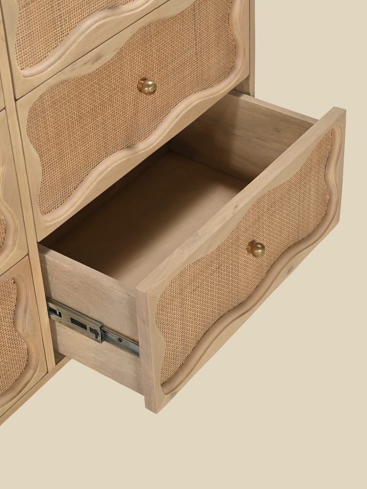 Paxon Six Drawer Chest With Cane