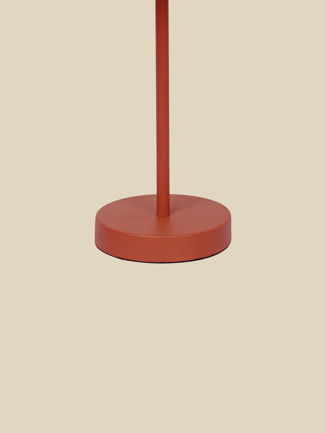 Selena Peach Metal Table Lamp